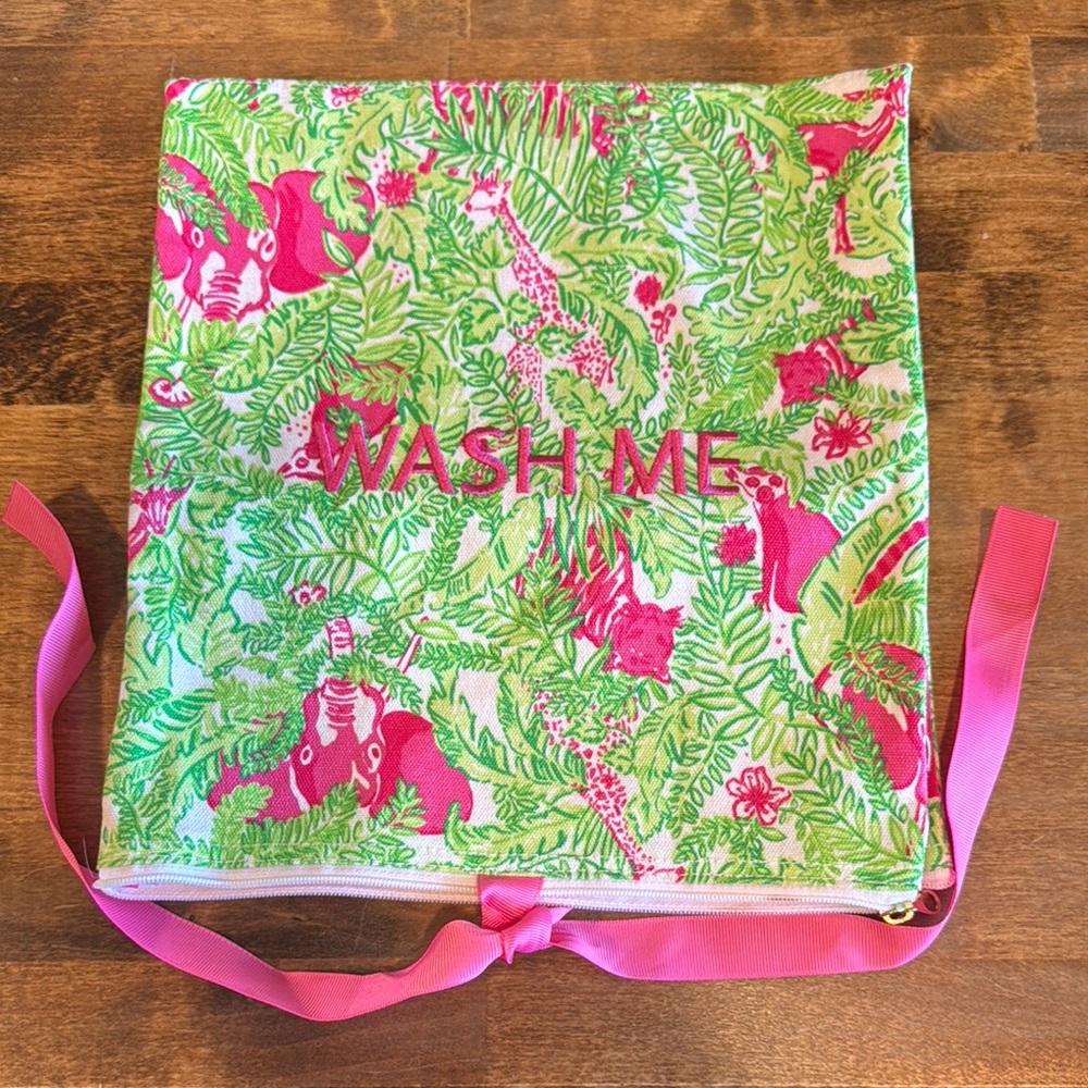 Lilly Pulitzer Wash & Wear Bag